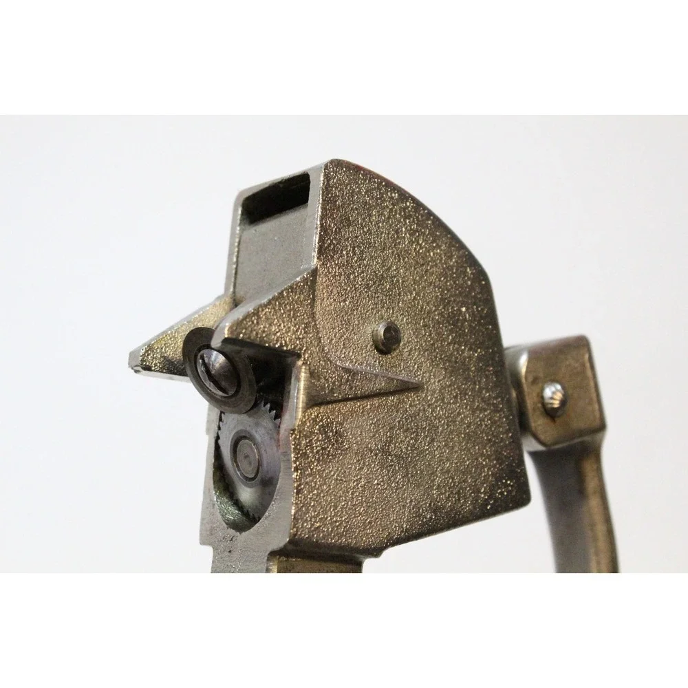 Vintage Edlund Co. Burlington VT Commercial Can Opener NO. 8 Made in USA‎
